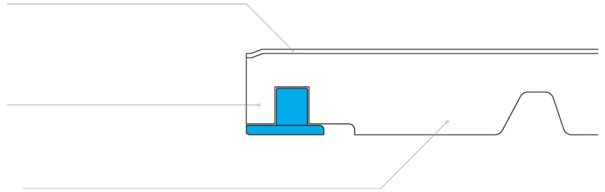 Dichte 2-mm-Deckschicht über stoßabsorbierender Recyclingbasis.